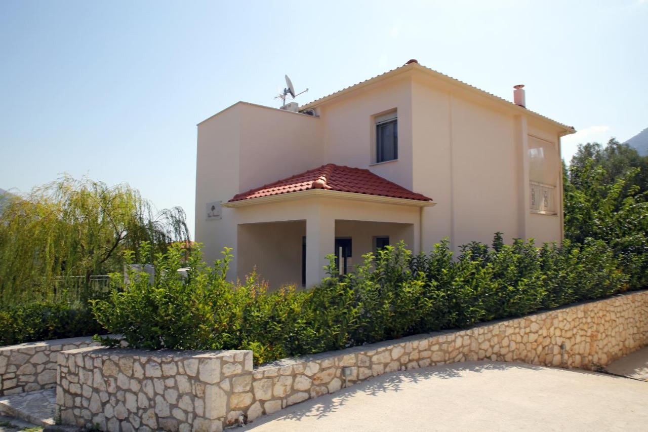 Amarianos Villas Agia Efimia Exteriör bild