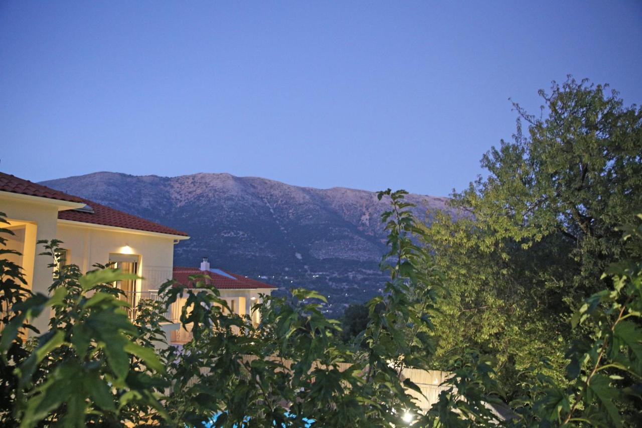 Amarianos Villas Agia Efimia Exteriör bild